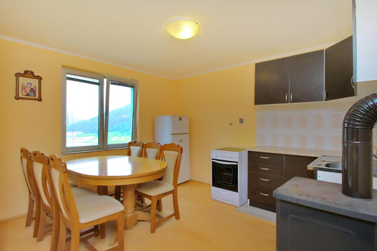 Tara Lake Apartments Jevtici Exteriör bild